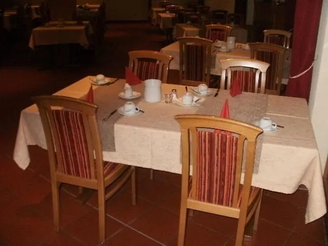 Hotel Zur Post Wellness Und Sporthotel Tännesberg